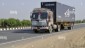 container-truck-on-delhi-agra-highway-delhi-india-asia-ET04JM